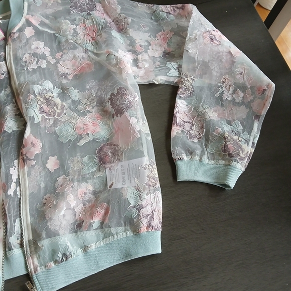 Anthropologie Sheer floral Jacket. A must see!! NWOT Small - Picture 2 of 4